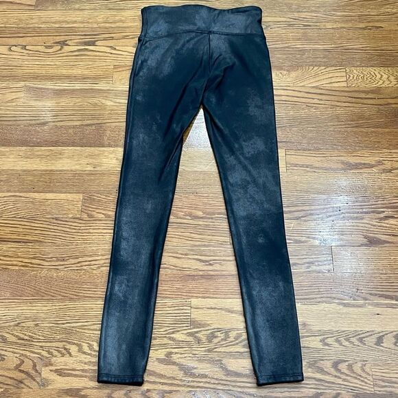 Spanx Ready to Wow Leggings - Picture 3 of 7